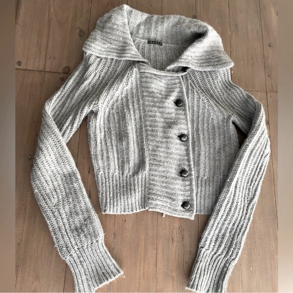 Theory light heather cashmere angora blend button up sweater